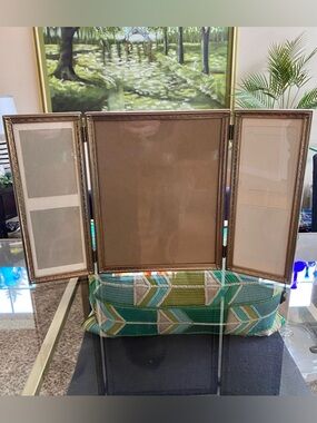 VTG Gold Brass Metal Tri-Fold Hinged Picture Frame 8x10 & 2 4x10 Panels